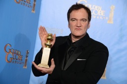 Quentin Tarantino recibió el premio como mejor guión por "Django Unchained"